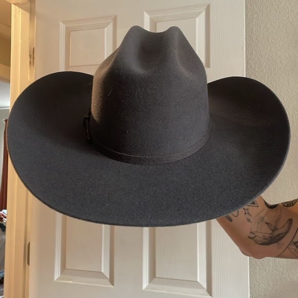 Cowboy hat - Picture 2 of 5